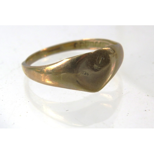 380 - Vintage 9ct Gold heart shaped signet ring, Size N. 1.6 grams