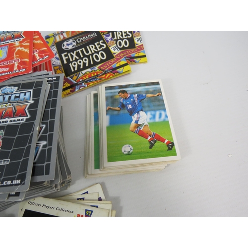 589 - Large selection of Football trading cards, Match Attax, Shoot Out, Adrenalyn XL etc.