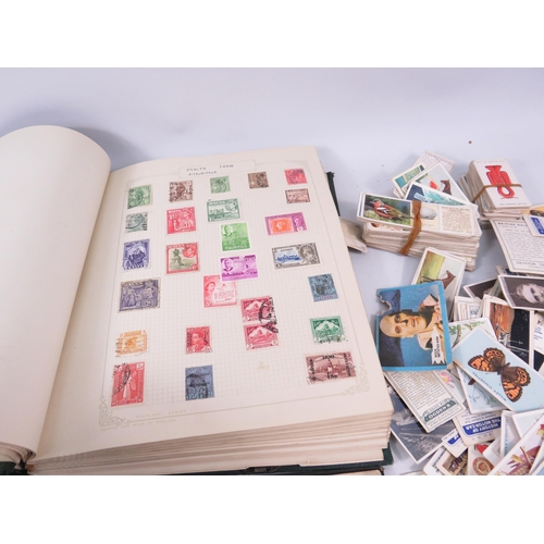 613 - Mixed lot to include a world stamp album, full Ogdens cigarette card album and a selection of loose ... 