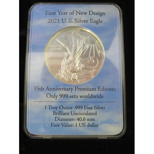 339 - Two 2021 US Silver Eagles of .999 Silver set in a PVC and Velvet lined display case. Each coin weigh... 