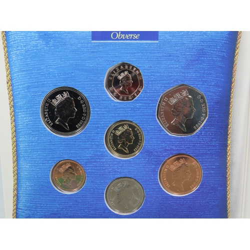 814 - Mixed Coin lot to include Mint Coin Collections from 1988 & 2001 plus Falklands war �2 plus others t... 