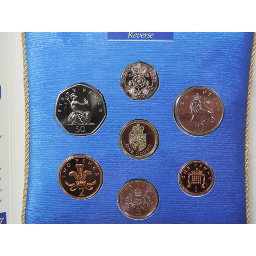 814 - Mixed Coin lot to include Mint Coin Collections from 1988 & 2001 plus Falklands war �2 plus others t... 