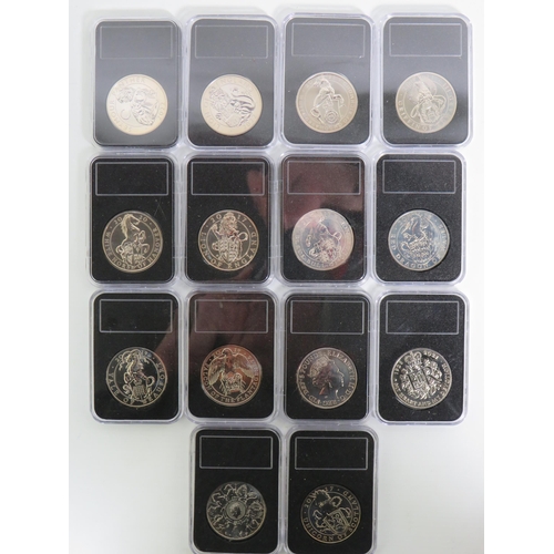 816 - Thirteen �5 Coins 'The Queens Beasts'  plus one cupro nickel crown .  All untested with no certifica... 