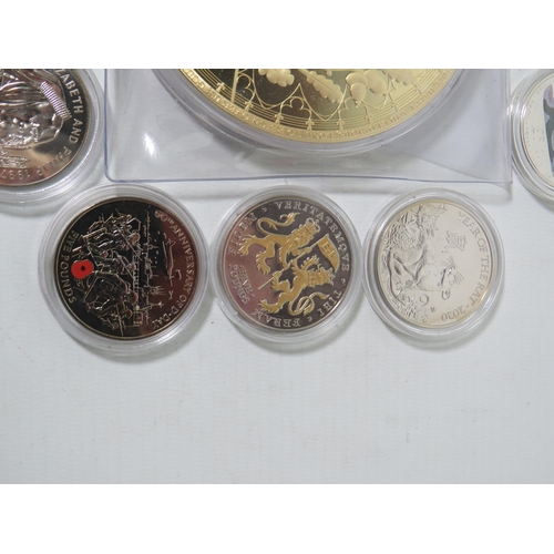 818 - Selection of Commemorative and uncirculated �5 Coins and others which are untested and without certi... 