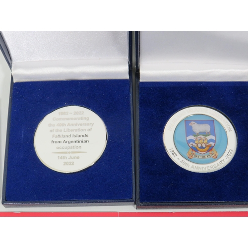 819 - Selection of Commemorative coins which have not been tested or have certification. See photos.