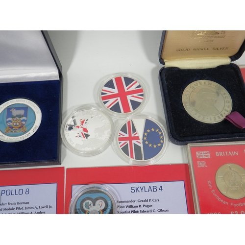 819 - Selection of Commemorative coins which have not been tested or have certification. See photos.