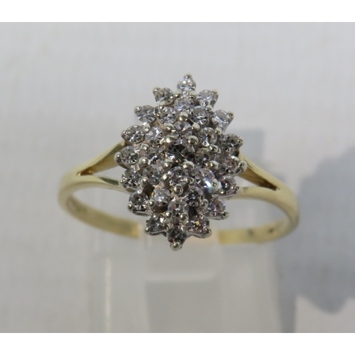 272a - 9ct Yellow Gold Diamond cluster ring .25ct, size P. 2.2 grams.