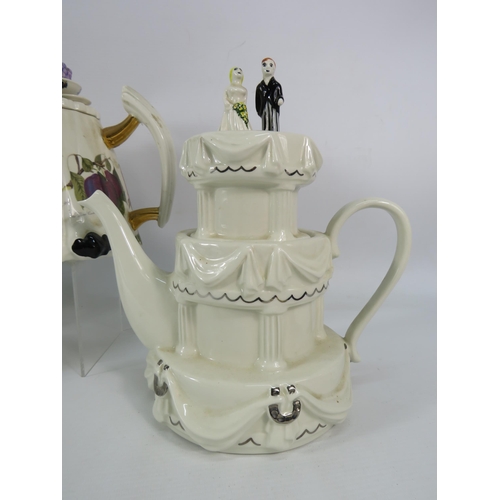 664 - South West Ceramics Wedding cake teapot, Paul Cardew Portmeirion teapot plus a Portmeirion Holly and... 