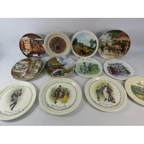 671 - Large selection of various collectors plates, Wedgwood, Royal Doulton, Hornsea etc