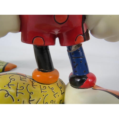 682 - Two Walt Disney Britto figures of Mickey Mouse and Donald Duck, 7.5