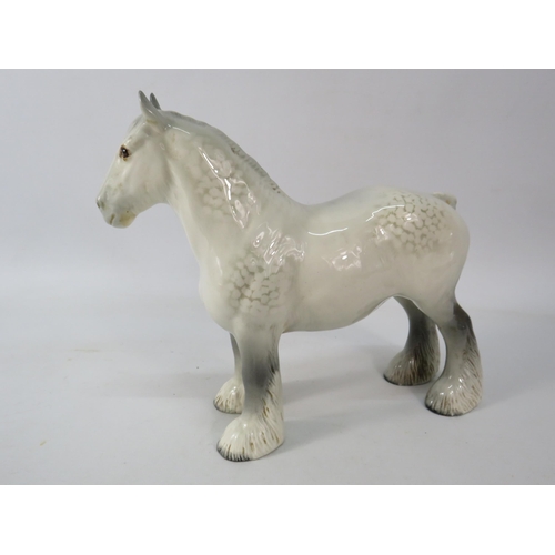 689 - Beswick Grey 818 shire mare.