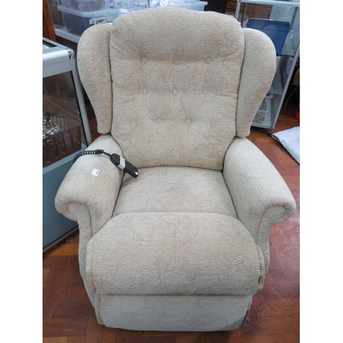 777 - Good Clean and Tidy Electric Rise/Recline chair with two motors. All works perfectly.   See photos