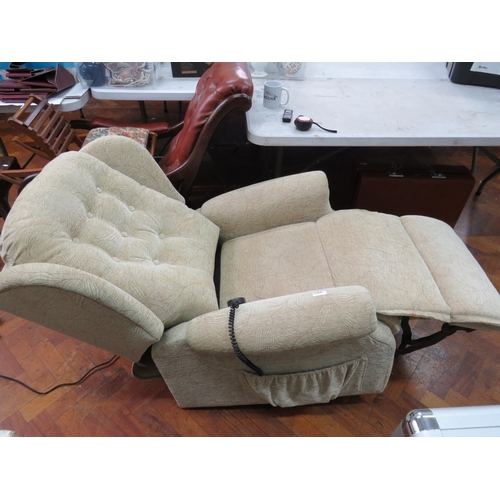 777 - Good Clean and Tidy Electric Rise/Recline chair with two motors. All works perfectly.   See photos