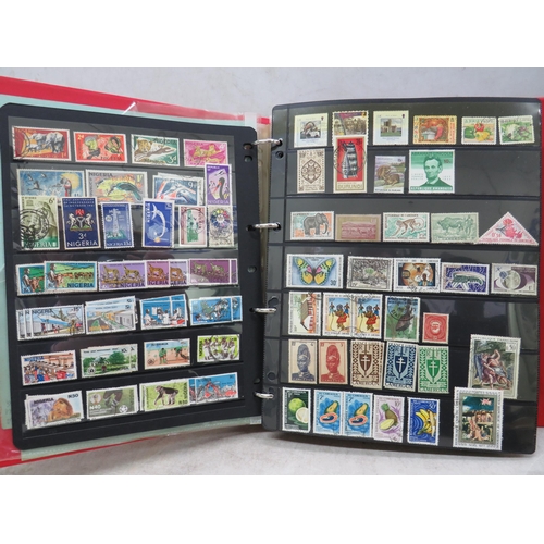 844 - Nicely presented albums of World Stamps. See photos