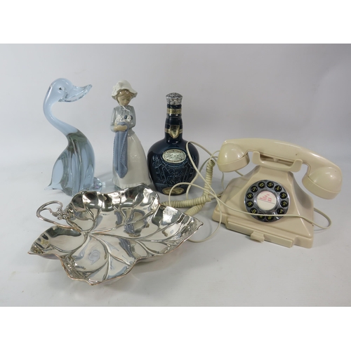 2081 - Mixed lot to include a art glass duck, Nao figurine, vintage style telephone etc.