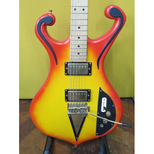 858 - Lovely Electric Guitar in Sunburst which has 'Jackson' to the headstock.  In very good condition wit... 