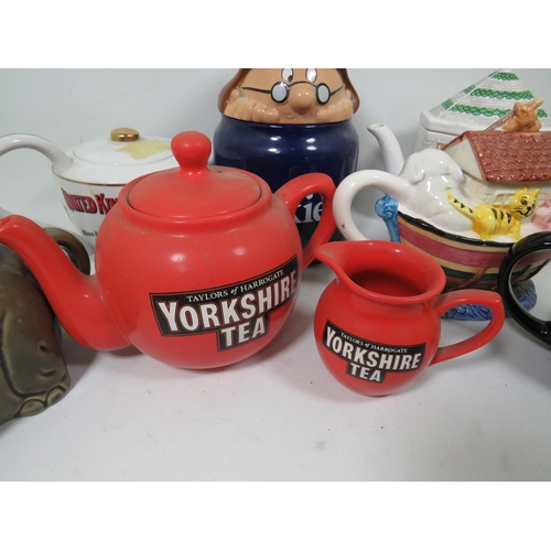 891 - Selection of Teapots. Some advertising. See photos.  (please remember to factor in packing and posta... 