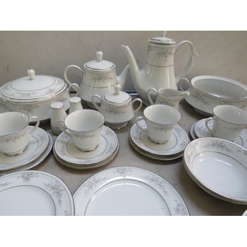 898 - Part Dinner/Teaset in the Sweet Leilani pattern by Noritiake  all in good condition.  (please rememb... 