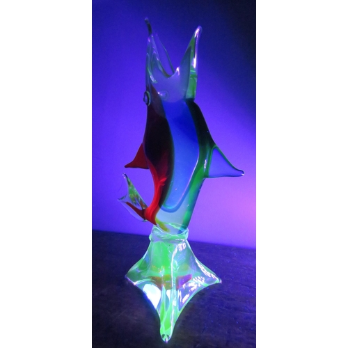 29 - Large Murano uranium glass fish, 12 1/4