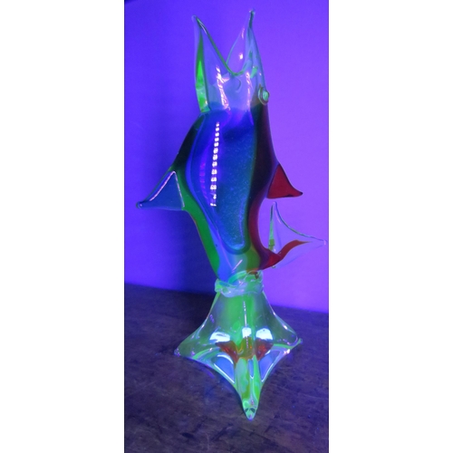 29 - Large Murano uranium glass fish, 12 1/4