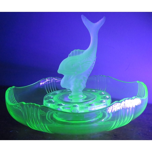 42 - Art deco Josef Inwald Uranium green glass centre piece bowl with figural fish, 11.5