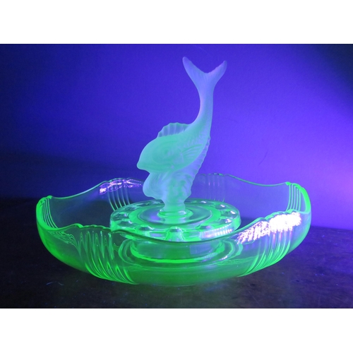 42 - Art deco Josef Inwald Uranium green glass centre piece bowl with figural fish, 11.5