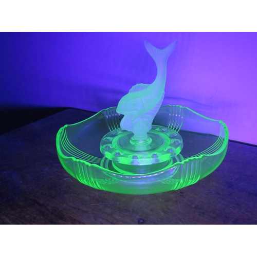 42 - Art deco Josef Inwald Uranium green glass centre piece bowl with figural fish, 11.5