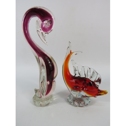 66 - Murano uranuim art glass duck and fish, the tallest measures, 8.5