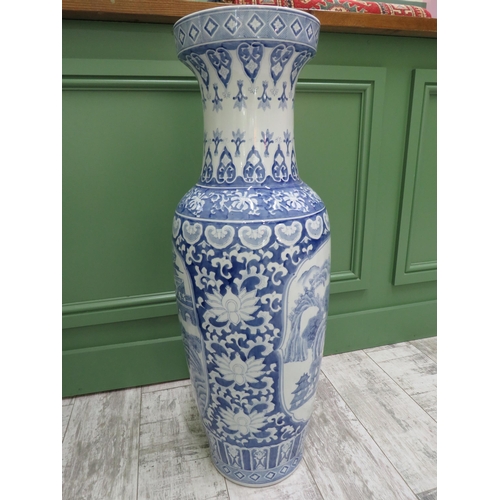 89 - Large blue and white oriental floor vase, 36.5