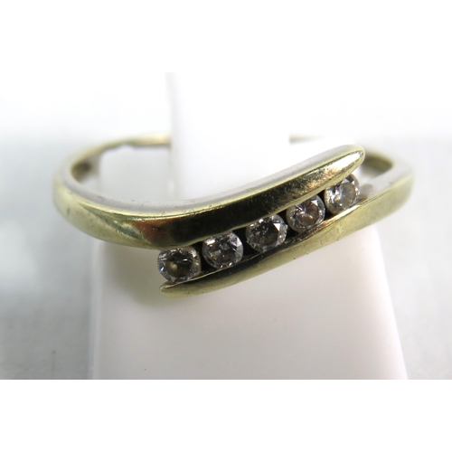 146 - 9ct Gold ring set with five diamonds 0.15, finger size 