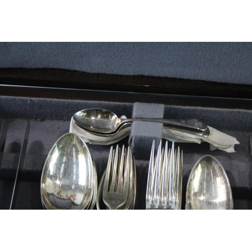 549 - Antique Silver Plate Cutlery Set 40 Piece Wooden Canteen 3467g 2235741