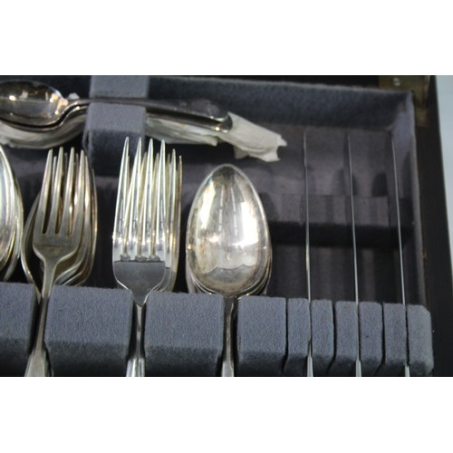 549 - Antique Silver Plate Cutlery Set 40 Piece Wooden Canteen 3467g 2235741