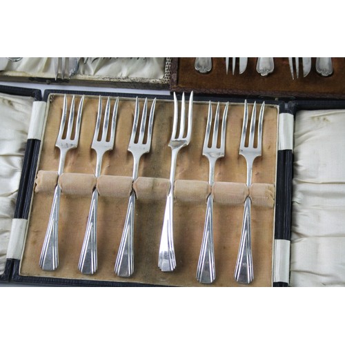 552 - Assorted Cutlery Sets Silver Plated Vintage Fork Mother of Pearl Joblot 1500g 2306419