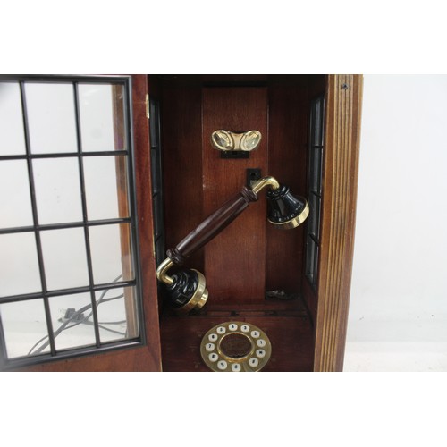 558 - Vintage Novelty Telephone, Telephone Box Style  639670