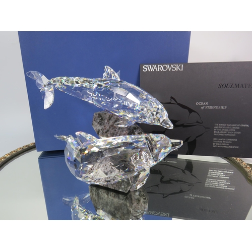 220 - Swarovski crystal Soulmates Dolphins, Ocean of Friendship with certificate and box. No 955350.