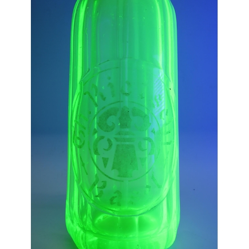 227 - Vintage french uranium glass soda syphon, 12.5