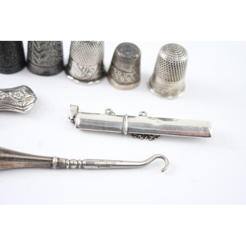 591 - 9 x Antique / Vintage .925 Sterling Silver Haberdashery Inc Thimbles 44g 2331444