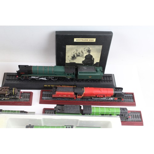 652 - Display Model Trains Inc Mallard, Flying Scotsman, Atlas, Boxed, Etc x 16 2306508