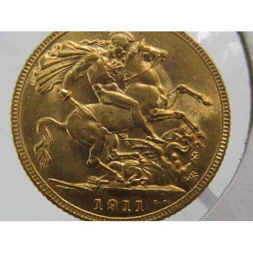 317 - 1911 George Vth Full Sovereign in Nearly Extremely Fine condition,  see pics.