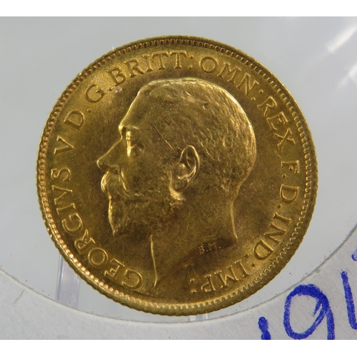 320 - 1913 George Vth Half Sovereign in Extremely Fine condition,  see pics.