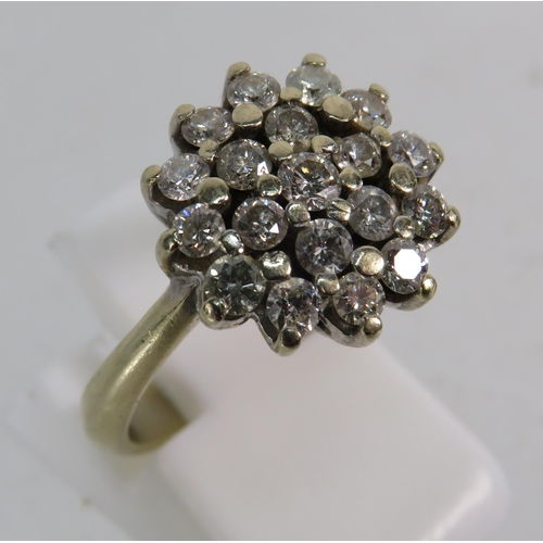 328 - 18ct Gold Diamond cluster ring (approx 3/4 cts of diamonds ) finger size 