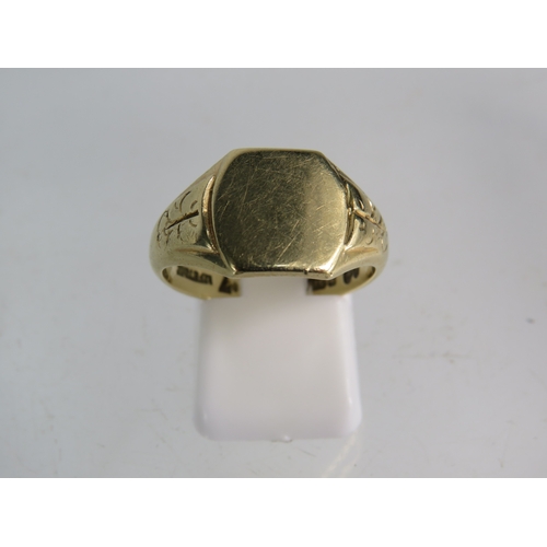 333 - 9ct Mens signet ring, finger size 