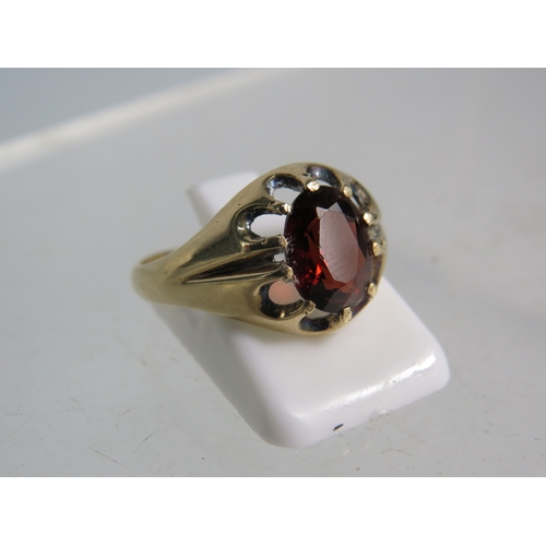 334 - Vintage 9ct gold garnet set ring, finger size 