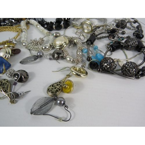 381 - Selection of costume jewellery neckalces, bracelets and earrings.