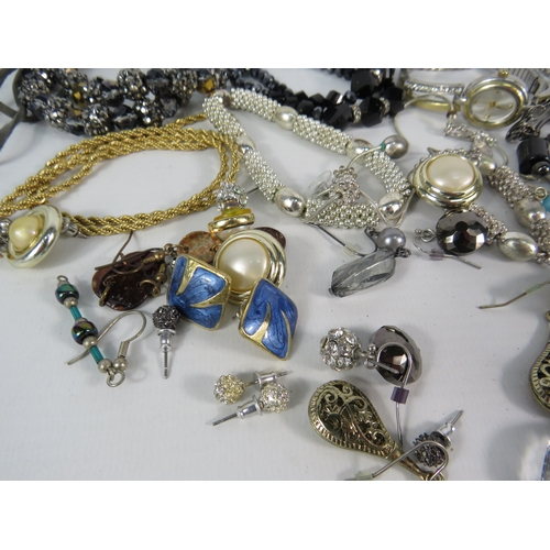 381 - Selection of costume jewellery neckalces, bracelets and earrings.