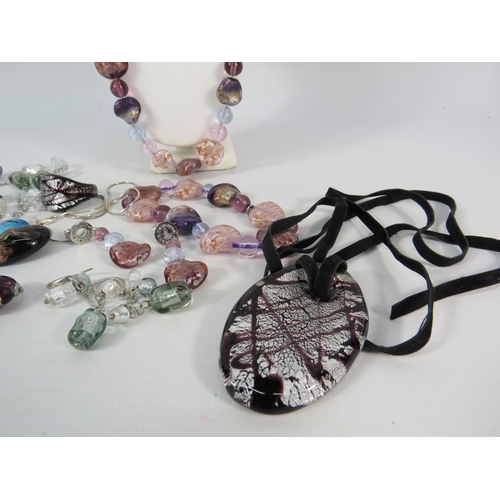 382 - Selection of Murano art glass and Murrina Antica jewellery.