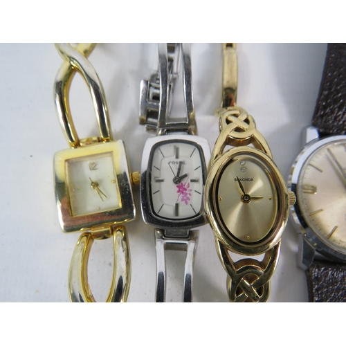 388 - Various wristwatches including a Gents 1960s Rodania sport in running order.