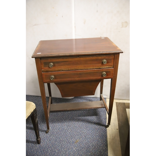 1229 - Dealers mixed lot to include chairs, Repro chest plus work/sewing table.   See photos  Courier or co... 