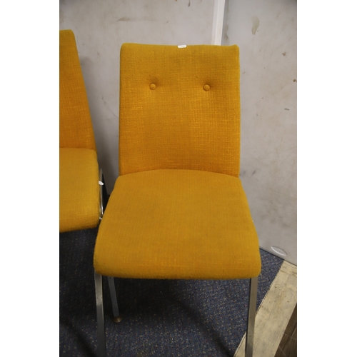 1238 - Set of Four 1970's Era Dining or Office Chairs by Du-Al  All in good order. See photos.