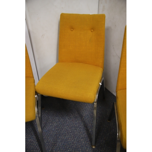 1238 - Set of Four 1970's Era Dining or Office Chairs by Du-Al  All in good order. See photos.